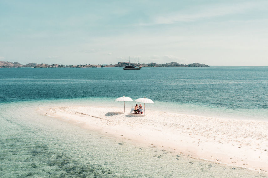 Beach Dining