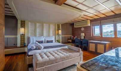 VIP Cabin