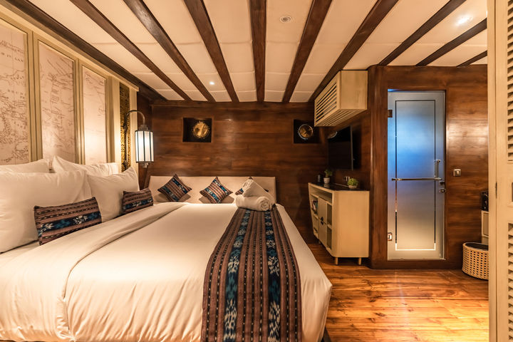 Deluxe Staterooms