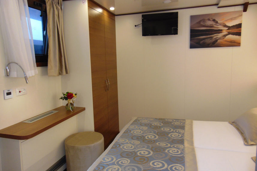 Main Deck Cabin - San Spirito