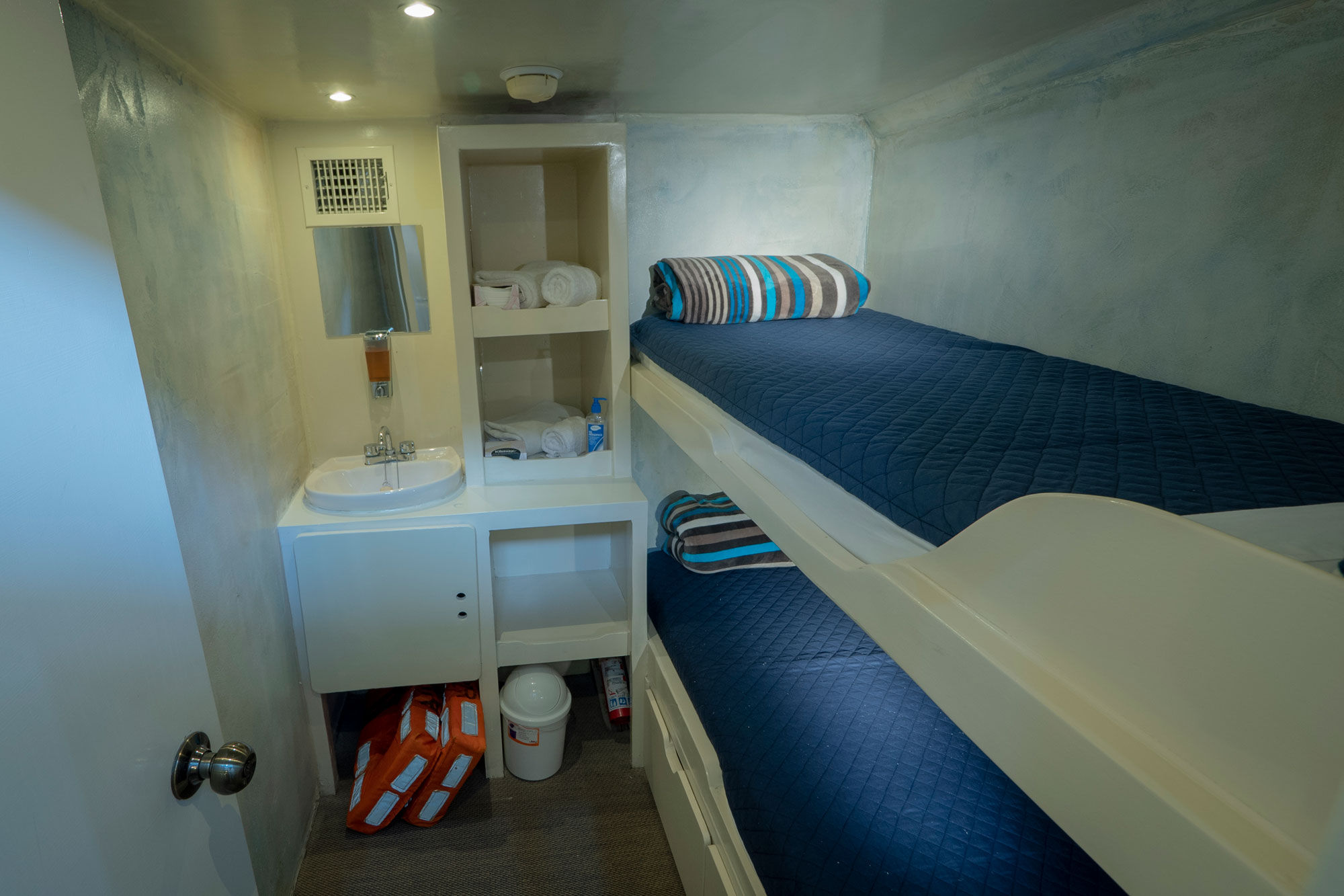 Double Cabin Upper Deck