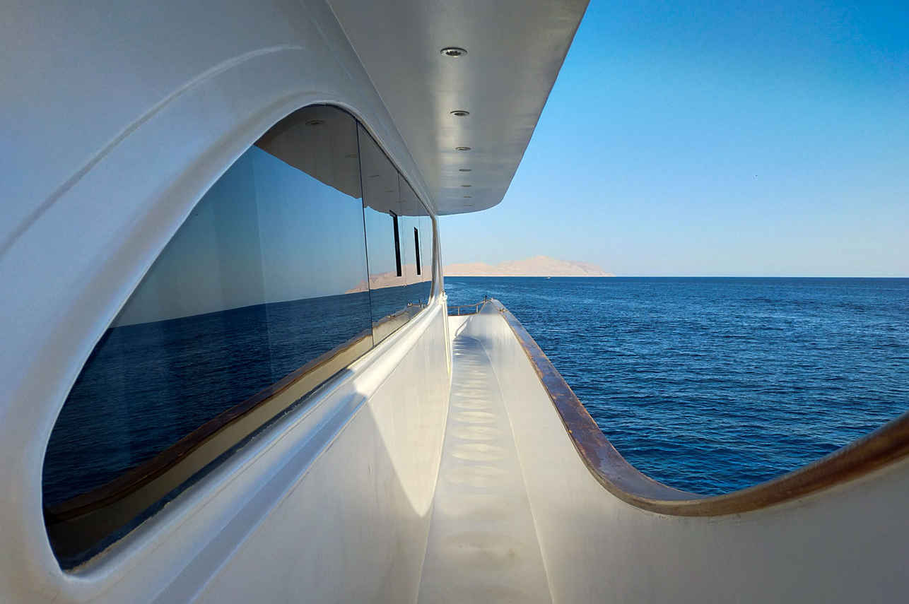 Side Deck