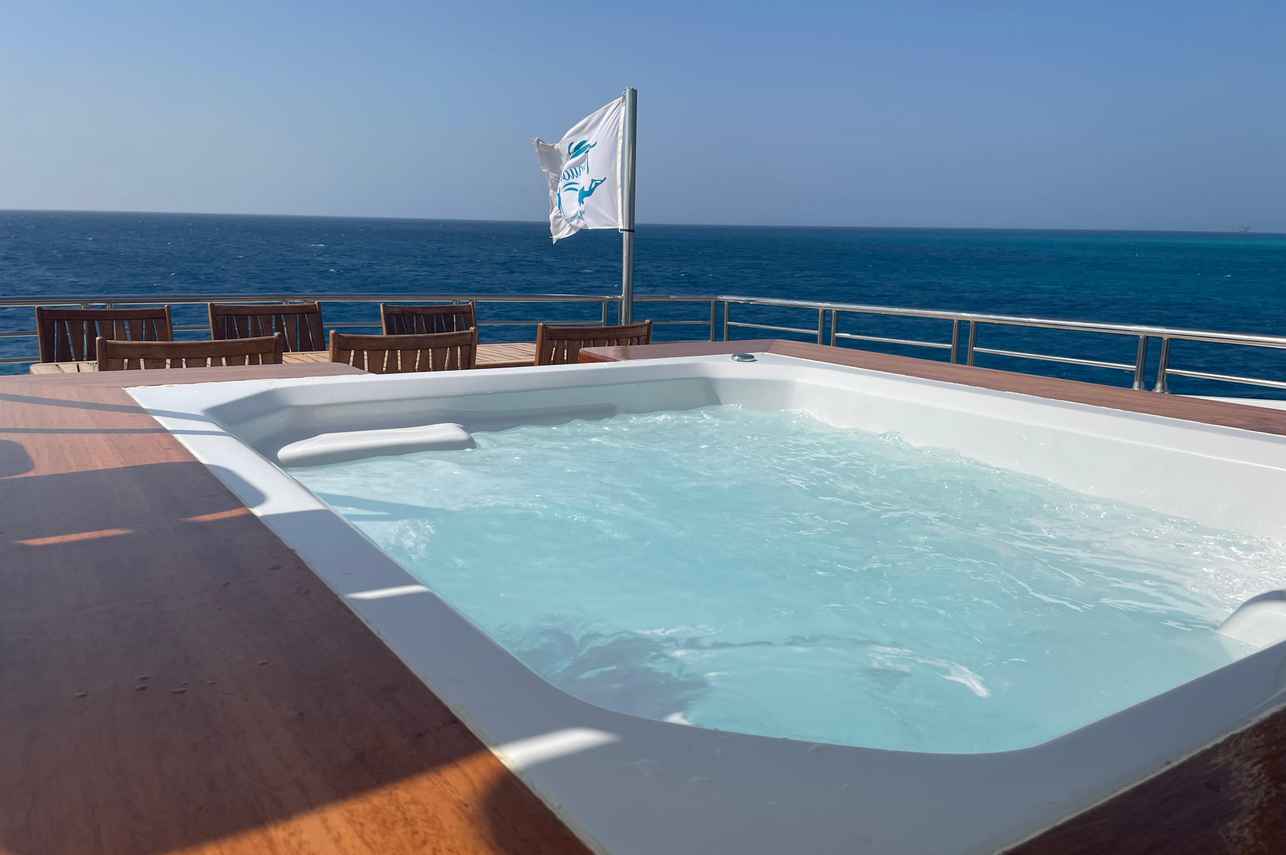 Jacuzzi