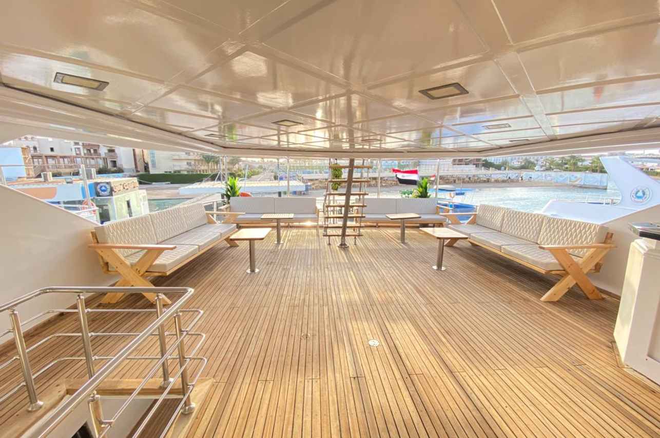 アウトドアラウンジ - CU