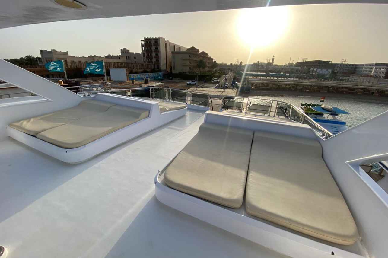 サンデッキ - CU