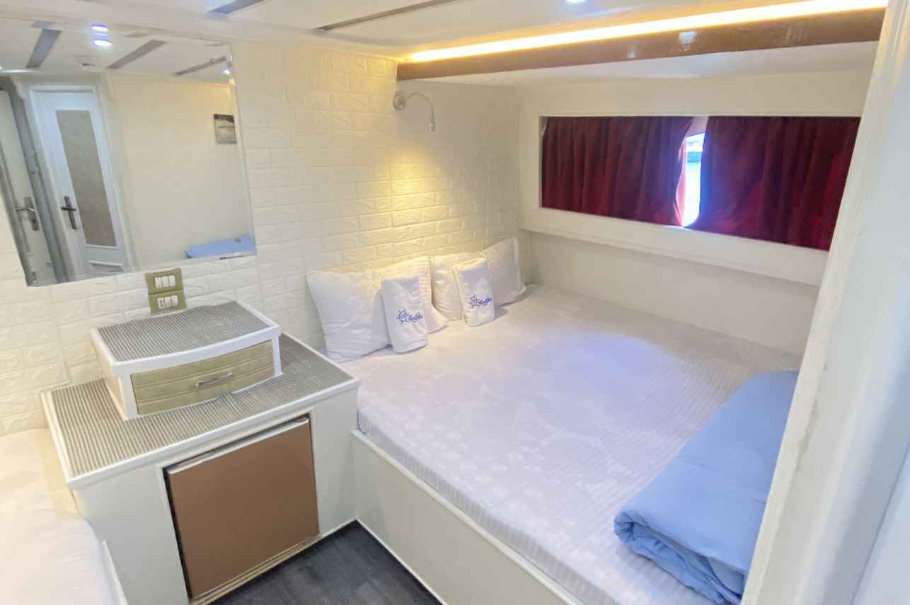 Upper Deck Triple Cabins