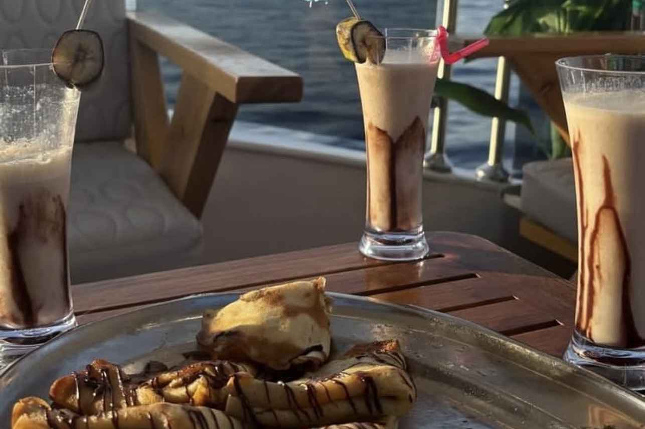 船のお食事 - CU