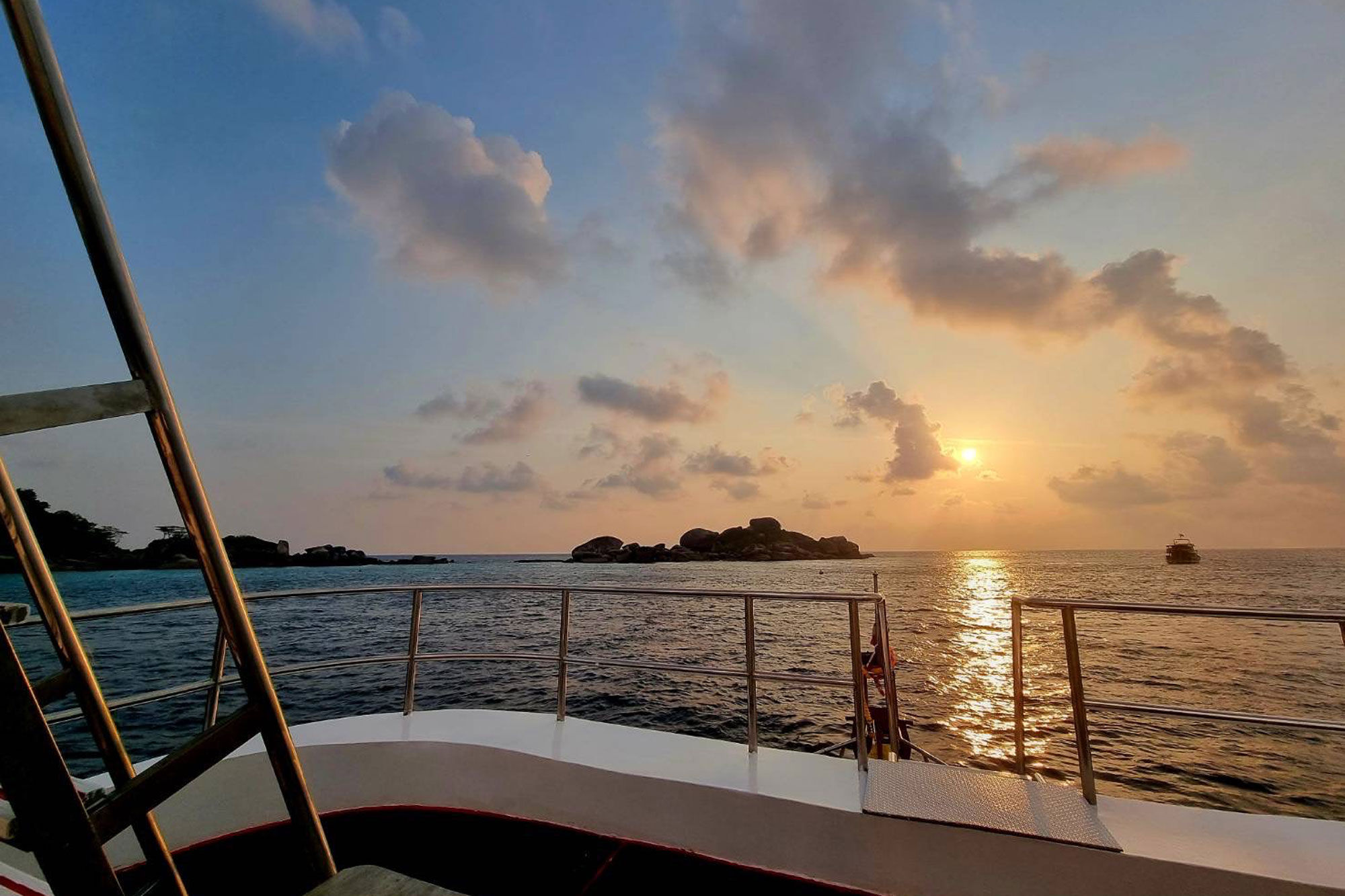 Zonsondergang - Lucky Marine Liveaboard