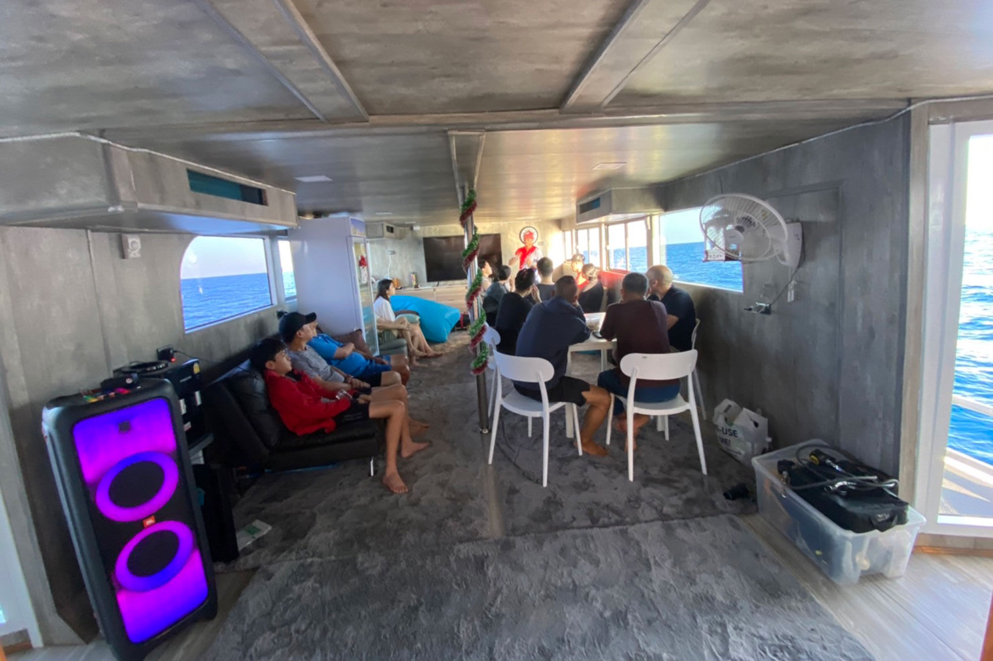 Dive Briefing - Lucky Marine Liveaboard