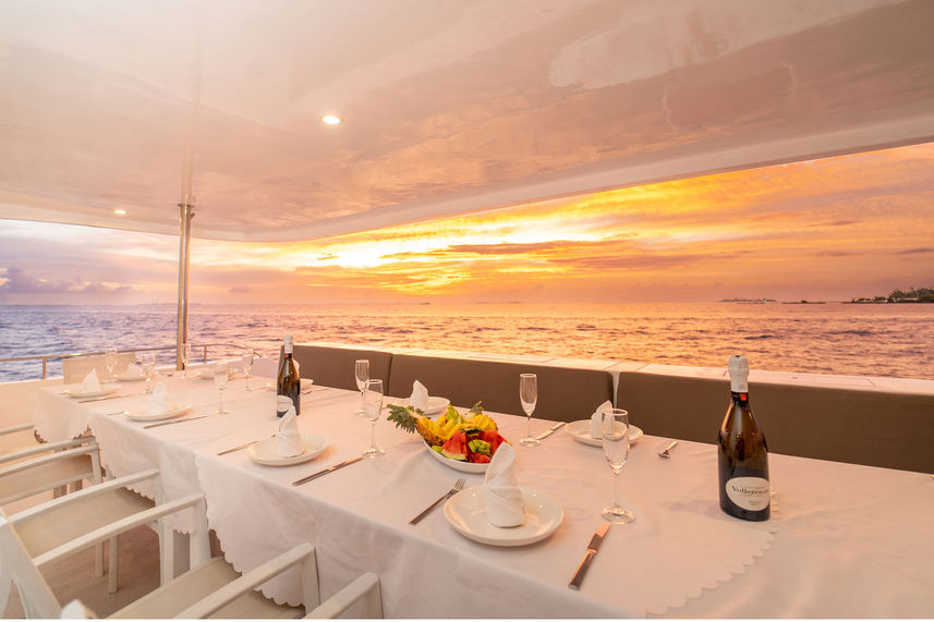 Outdoor Dining - Maldives Legend Sea Pleasure