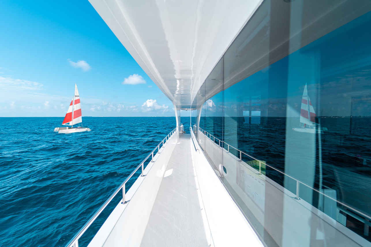 Side Deck
