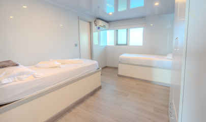 Seaview Cabins (301-306)