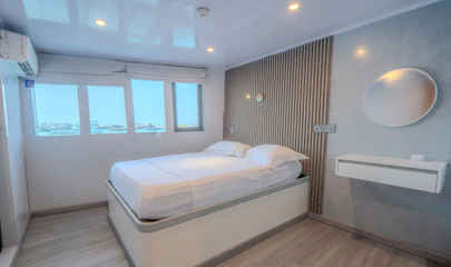 Seaview Cabins (301-306)