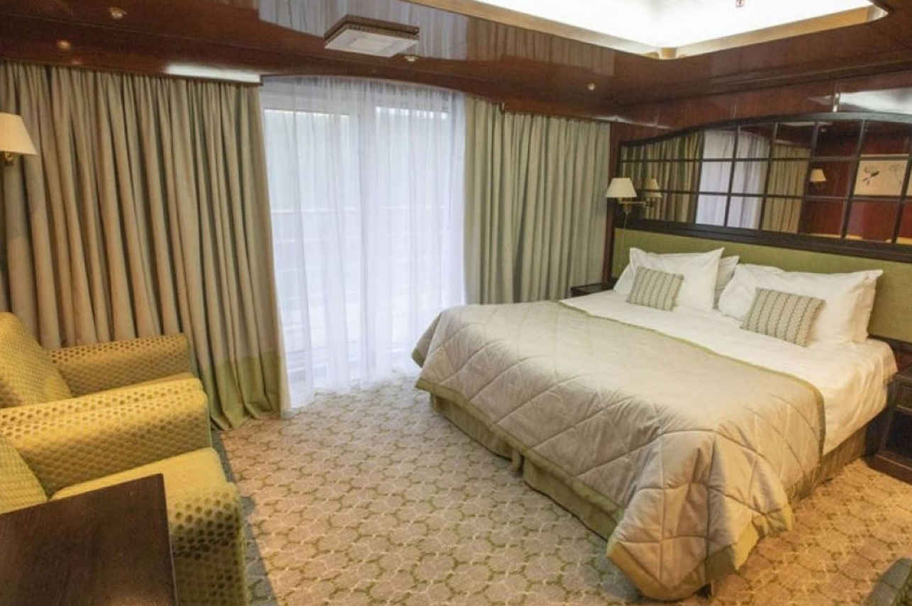 Premium Suite
