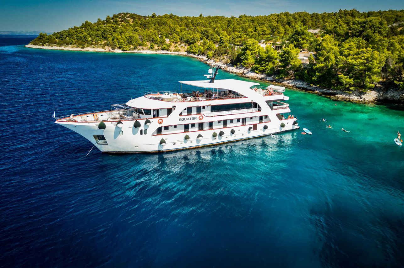 Katarina Line Deluxe - Equator