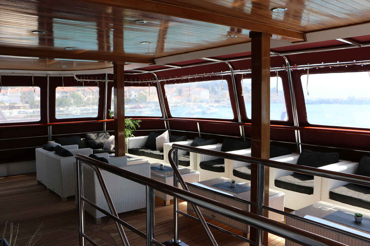 Comedor  - Katarina Line Deluxe