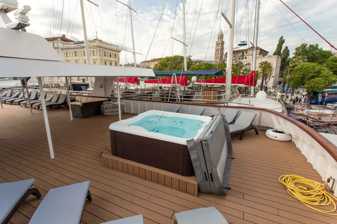Katarina Line Deluxe Superior - Adriatic Sky Sundeck