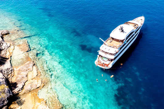 Katarina Line Deluxe Superior