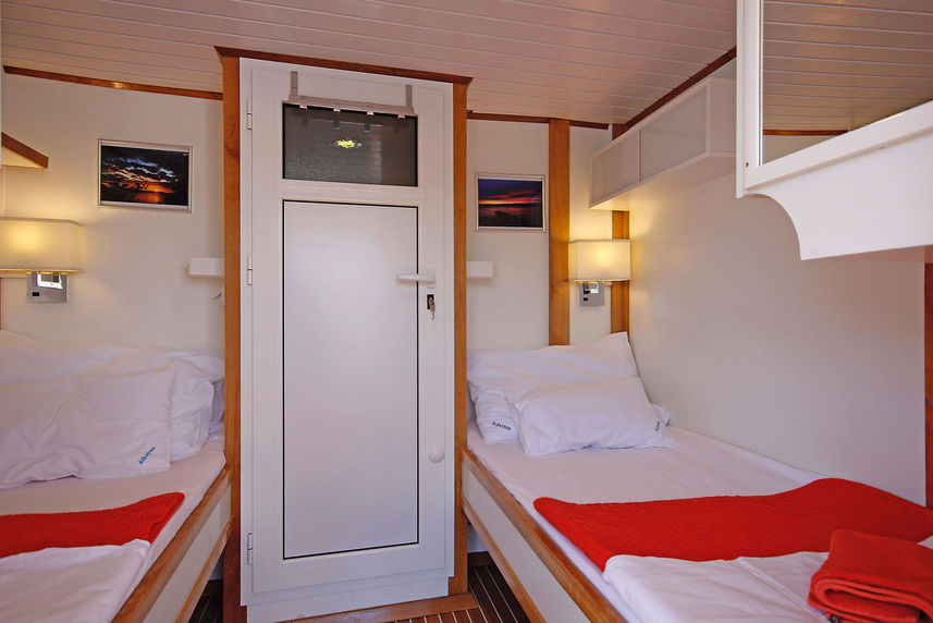 Albatros - Twin Cabin