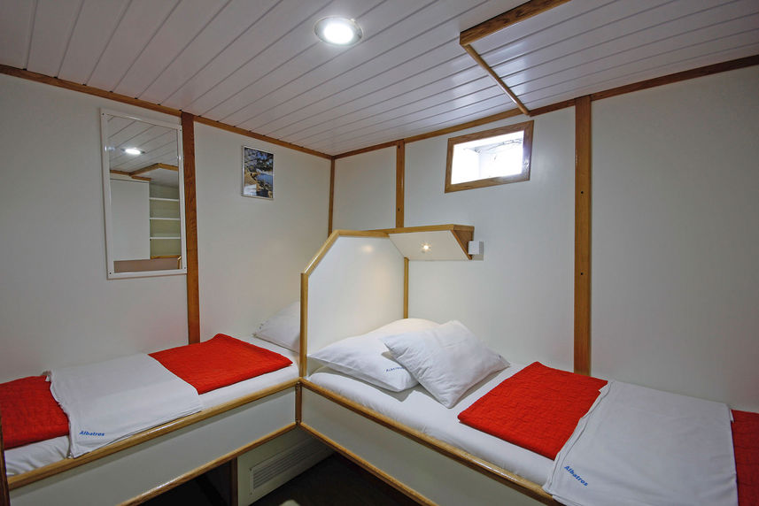 Albatros - Twin Cabin