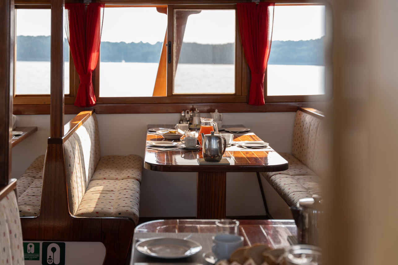 #diningroom  - Idriva Premium