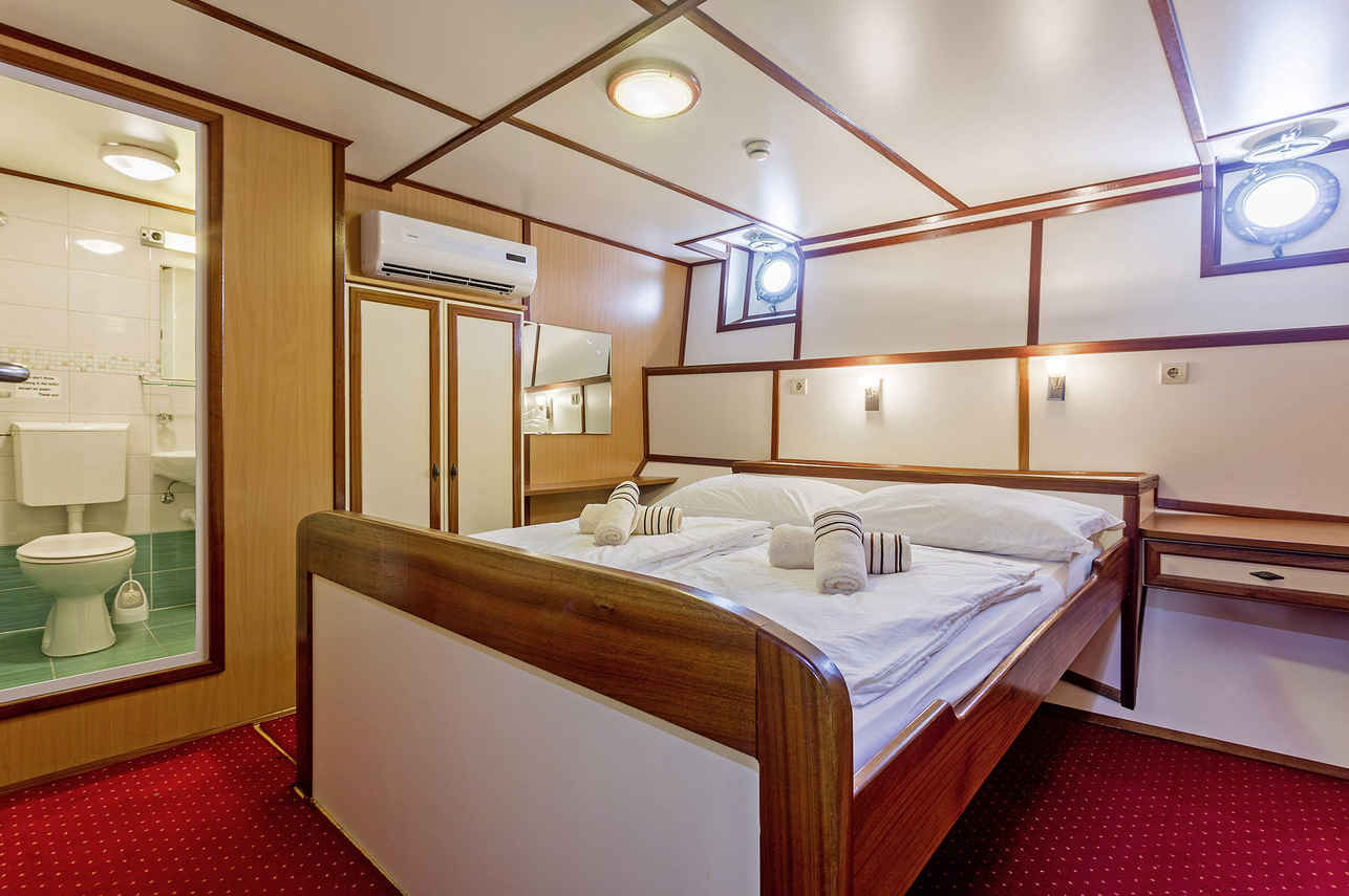 #doublecabin  - Idriva Premium