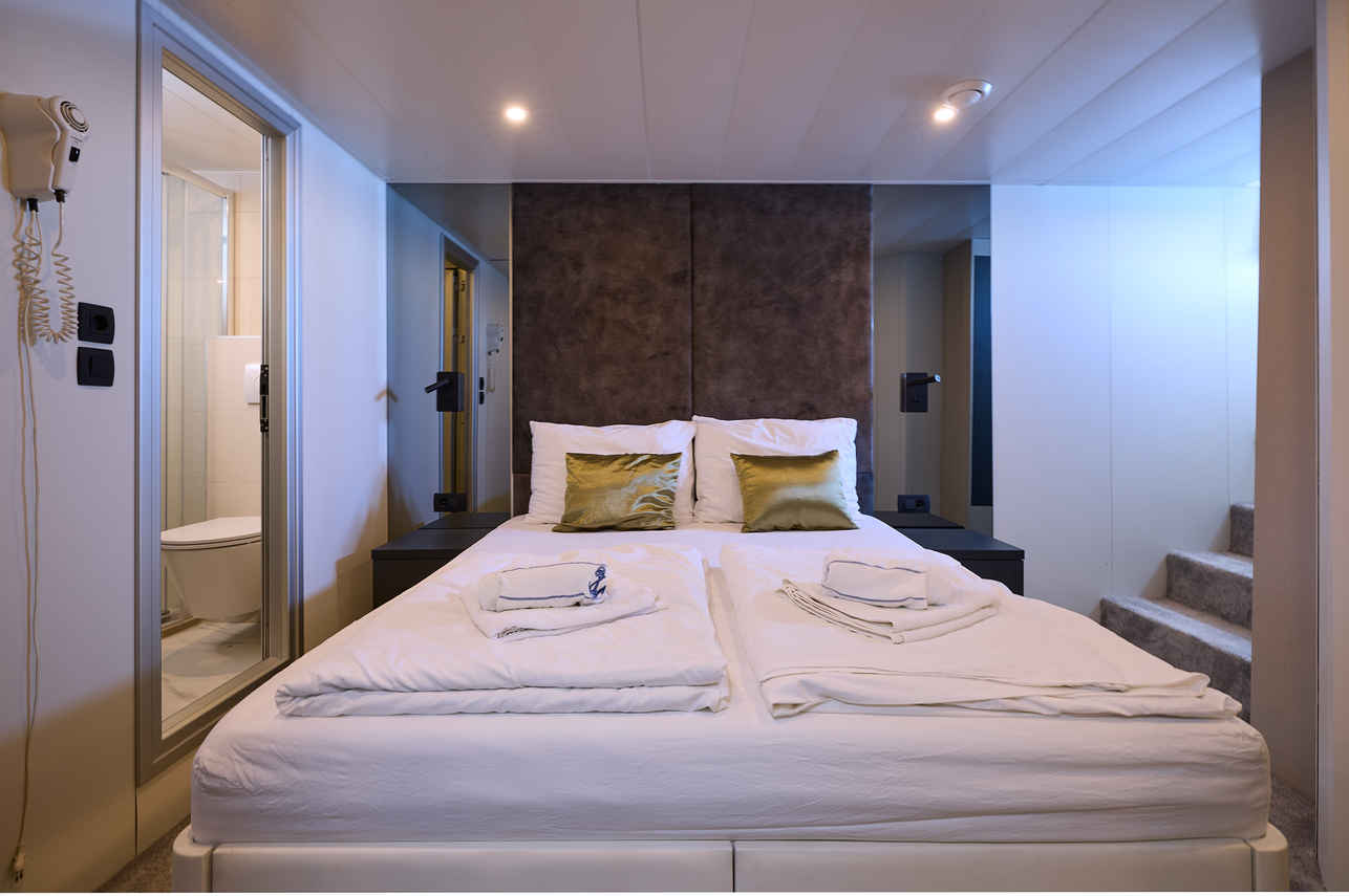 #doublecabin  - Idriva Premium