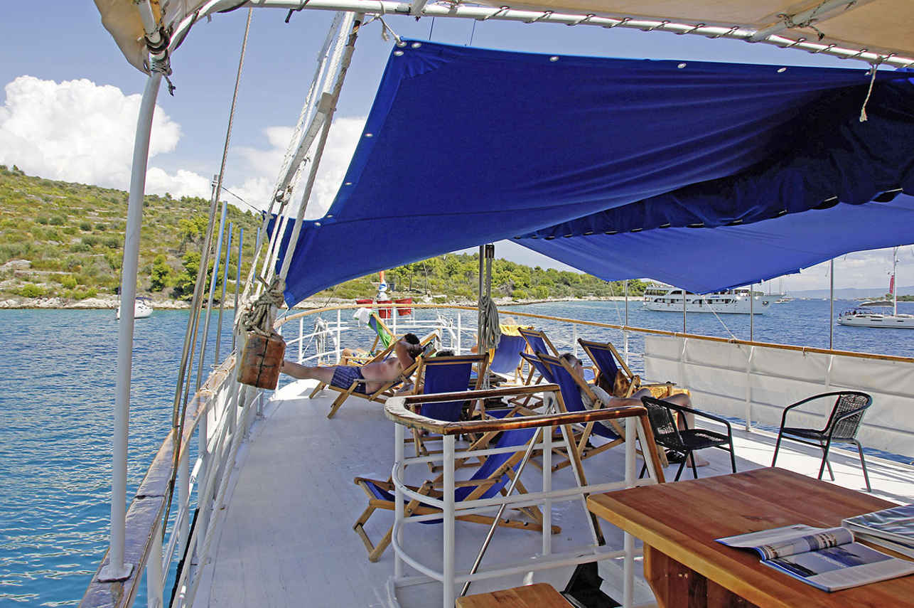 Aneta - Sundeck