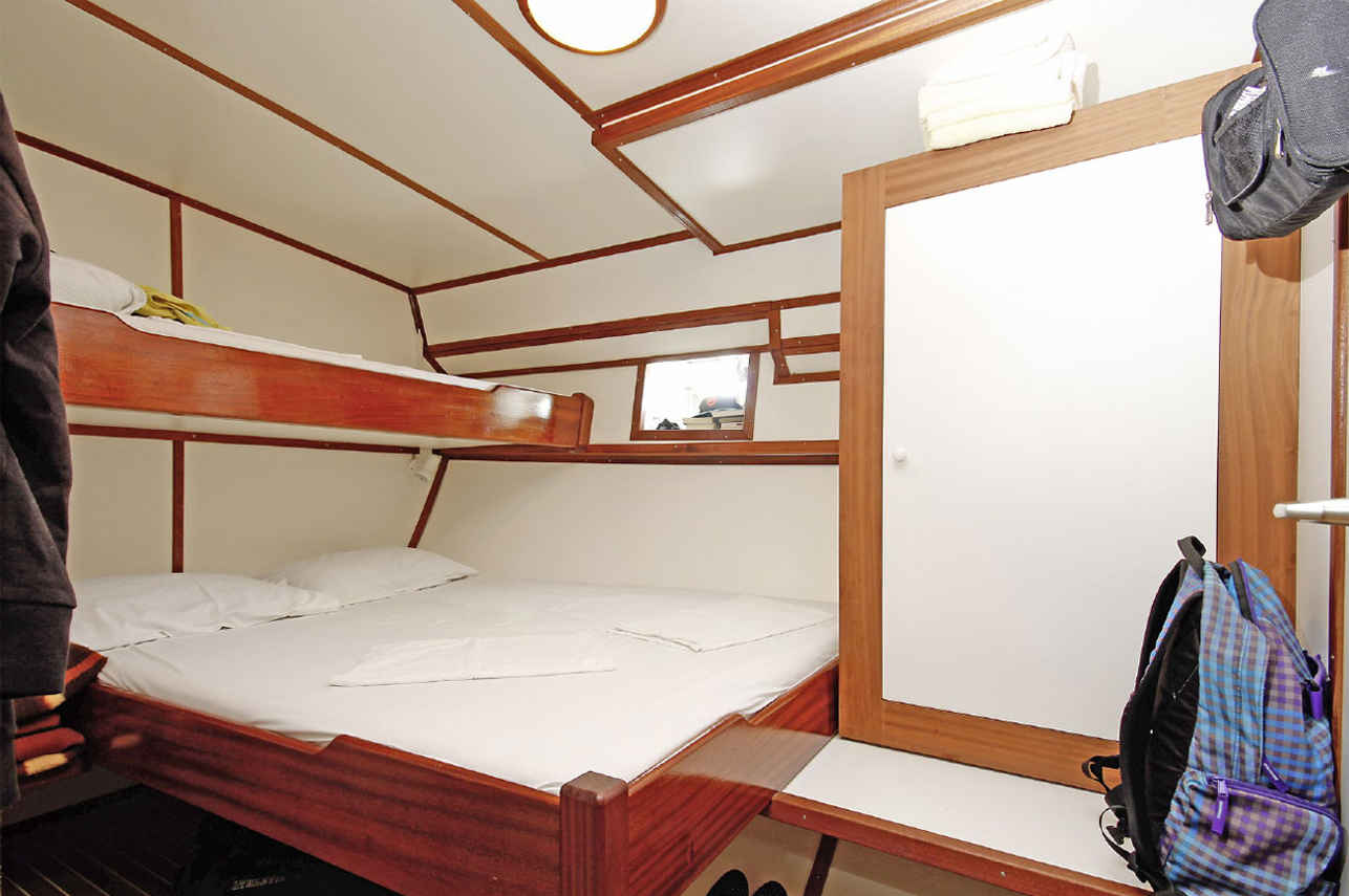 Aneta - Triple Cabins
