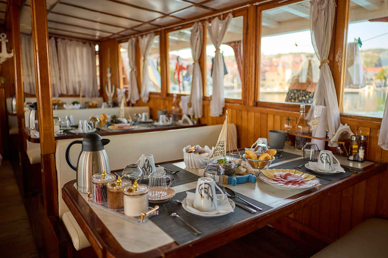 #diningroom  - Idriva Comfort Plus