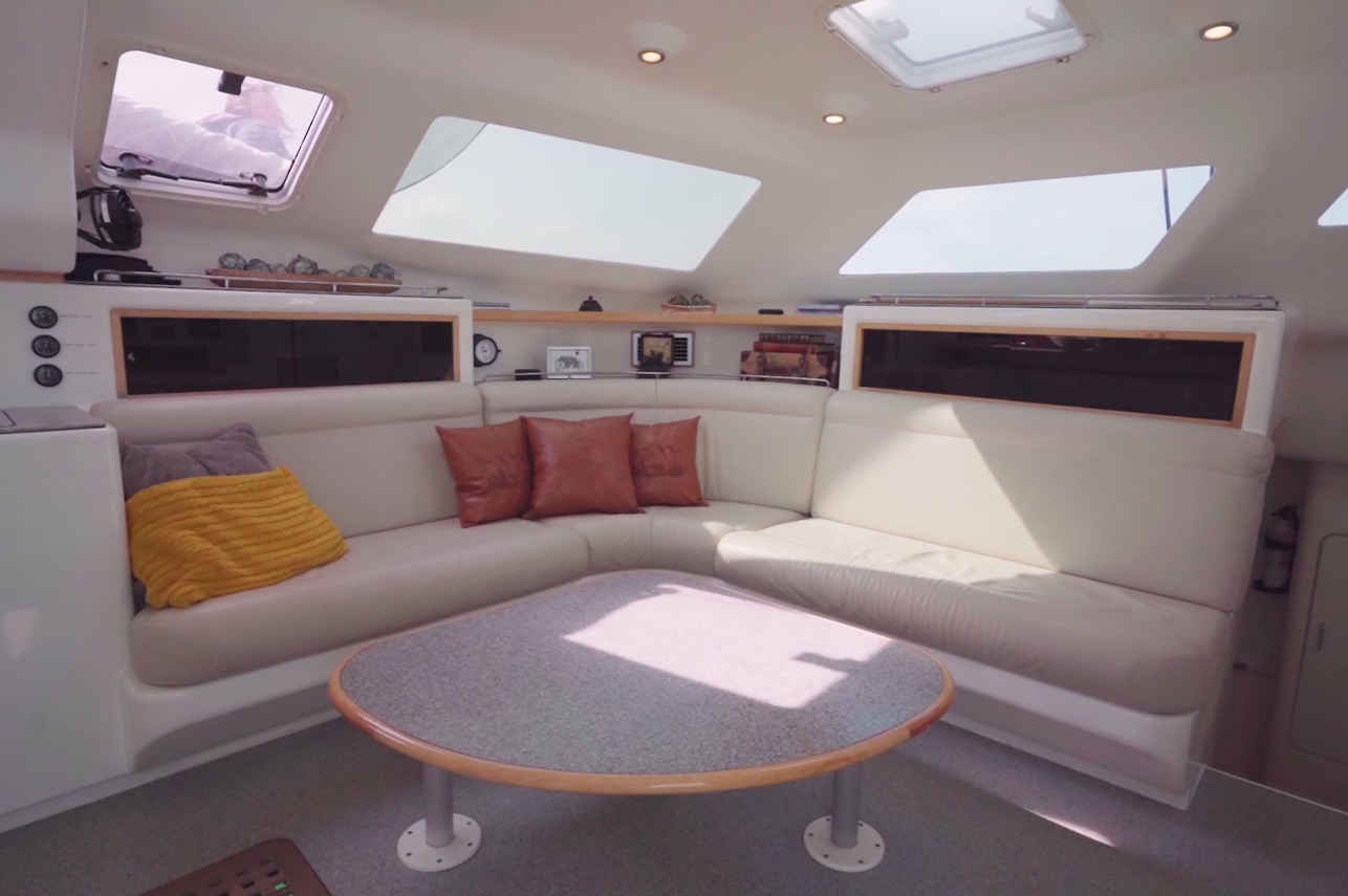 Salone coperto - Odyssey
