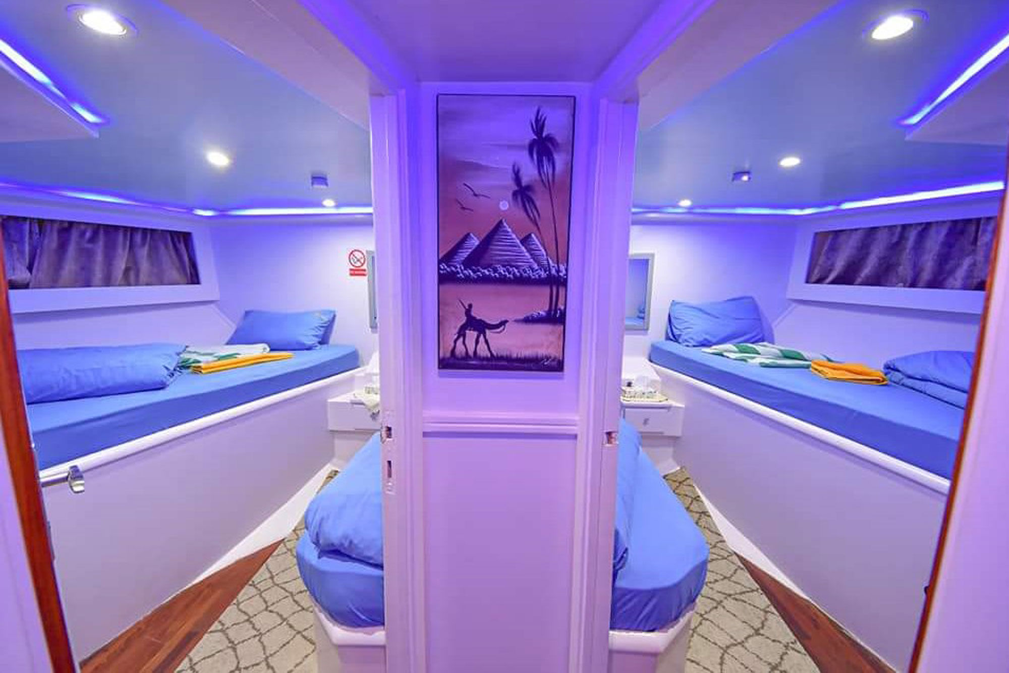 Lower Deck Cabin - Bella 2