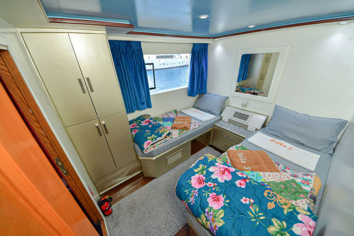 Twin Cabin Dive Deck