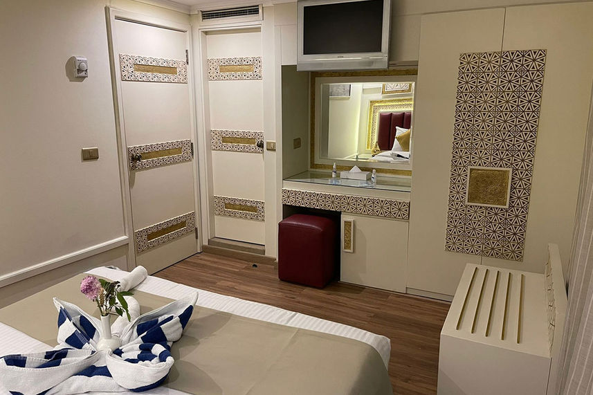 Merit Dahabiya II - Deluxe Cabin