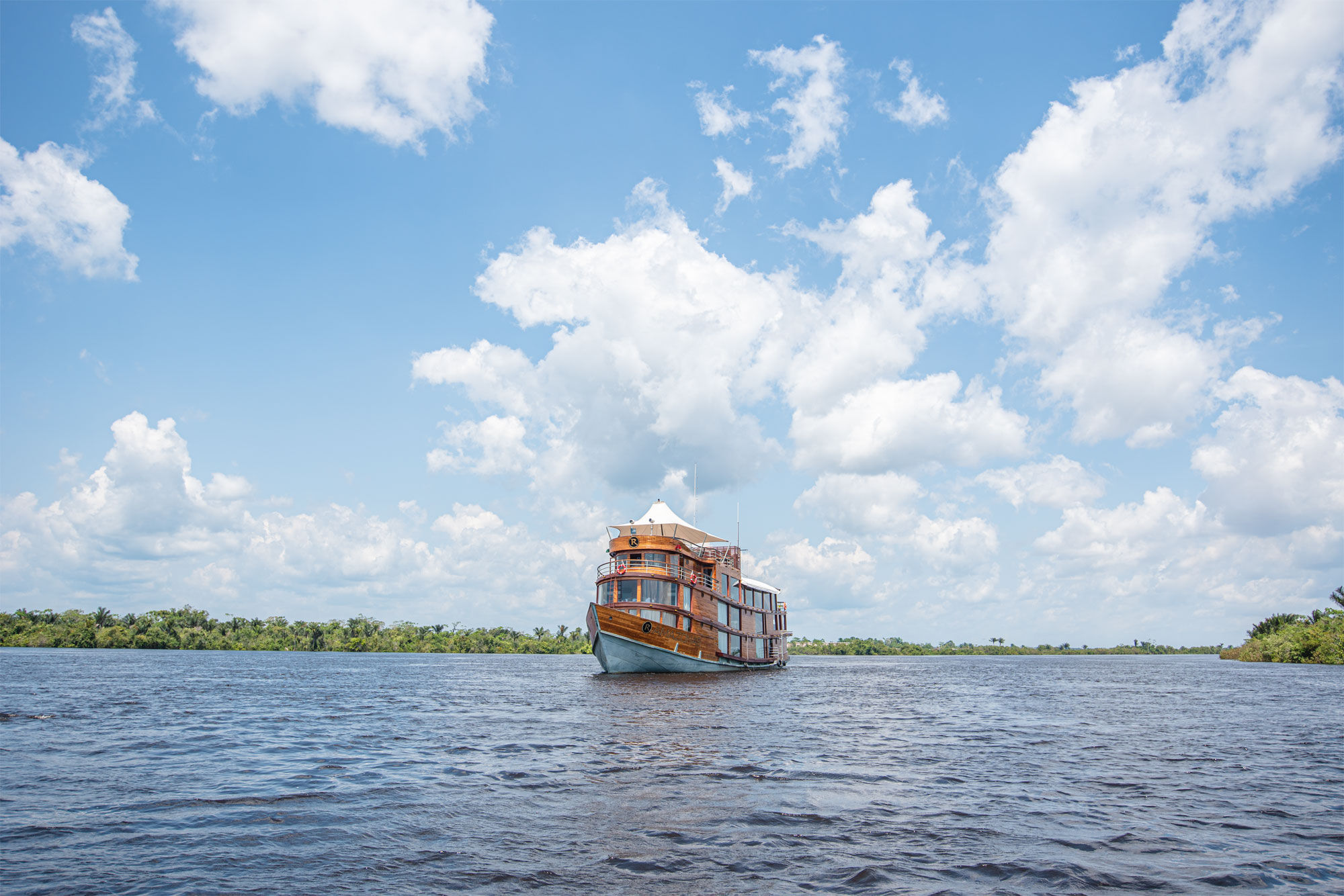 Crucero Amazonas