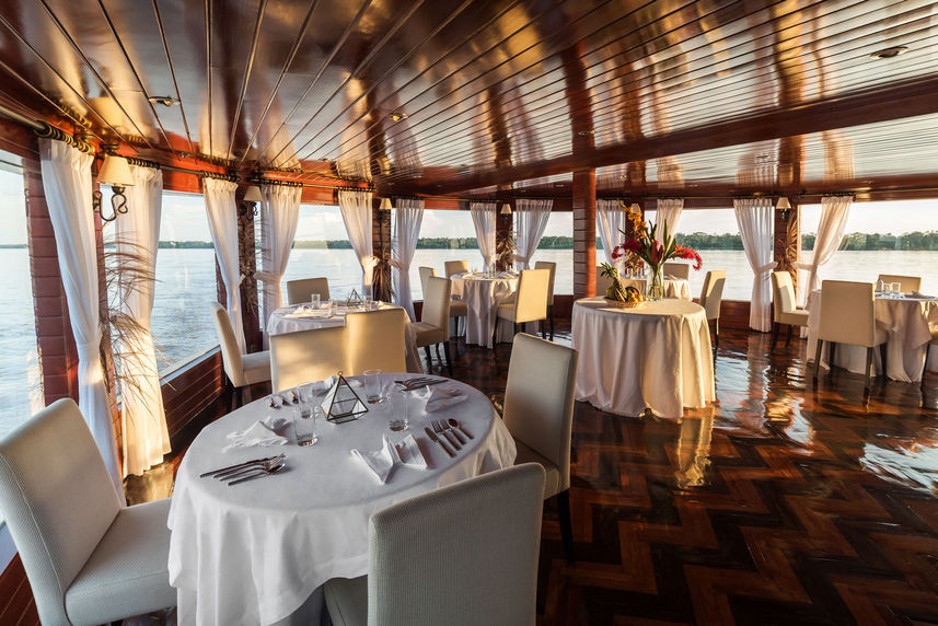 Sala de Jantar - Crucero Amazonas