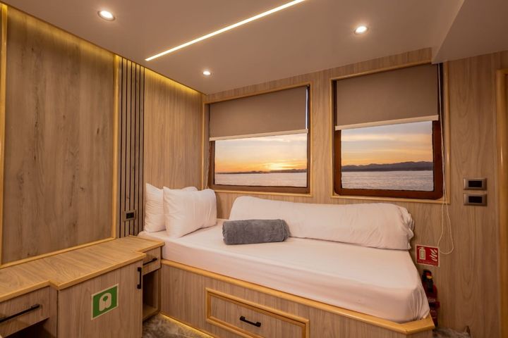 Twin Cabin (Main Deck)