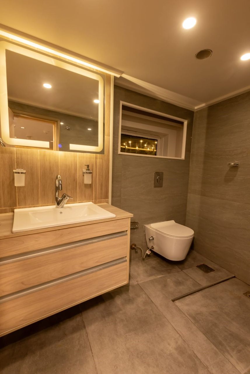 En-Suite bathrooms - Saudi Pioneer