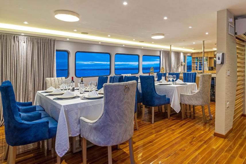 Comedor  - Grand Queen Beatriz - Galapagos