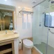 En-Suite bathrooms - Grand Queen Beatriz