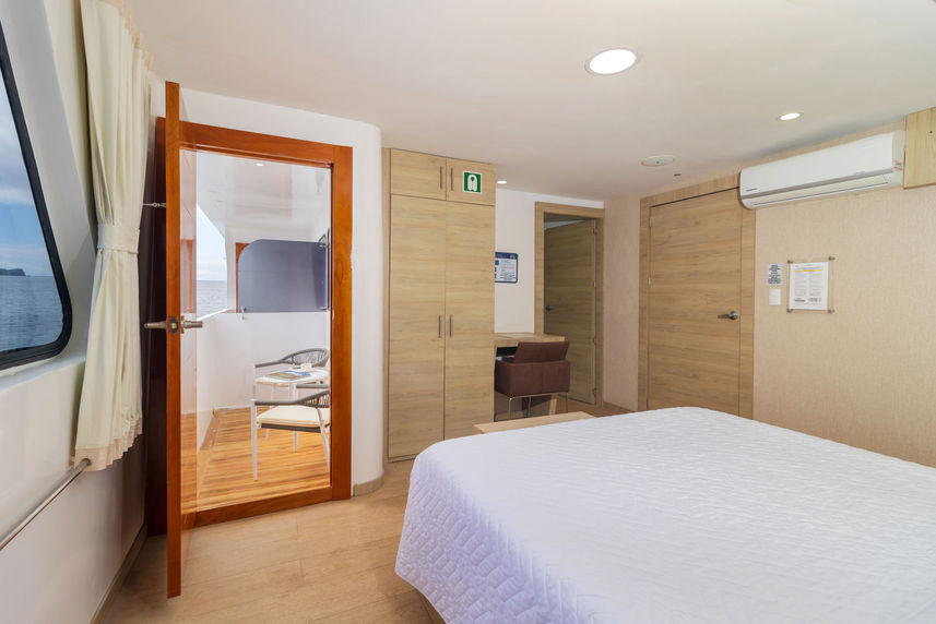 Deluxe Cabin - Grand Queen Beatriz