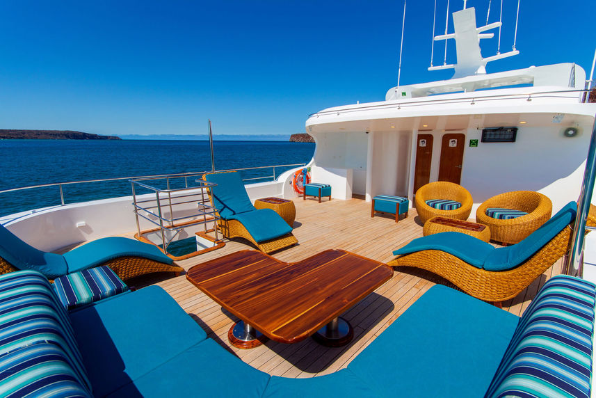 Sun Deck - Grand Daphne