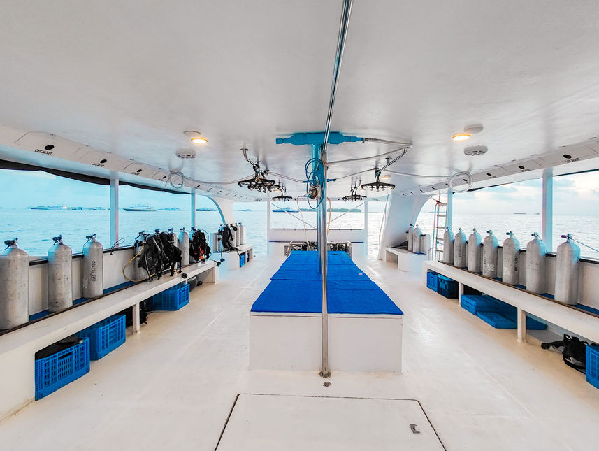 Dive deck - Maldives Legend Odyssey