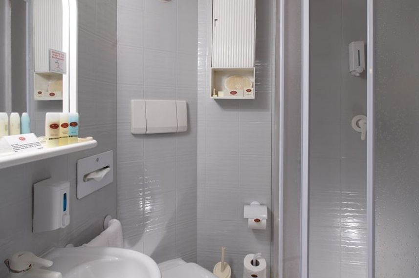 En-Suite bathrooms - Iberotel Amara