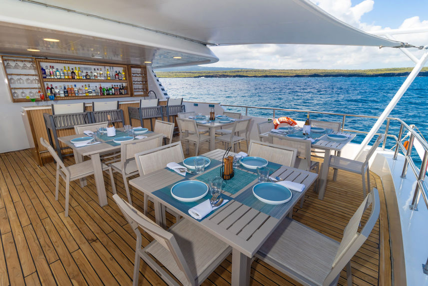 Comedor al Aire Libre - Galapagos Angel