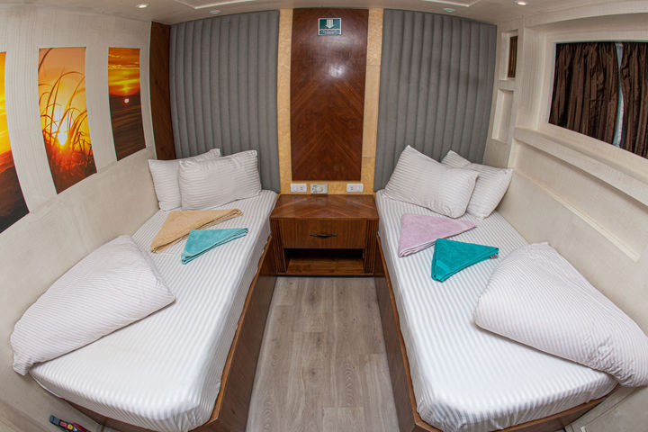 Lower Deck Twin Cabins