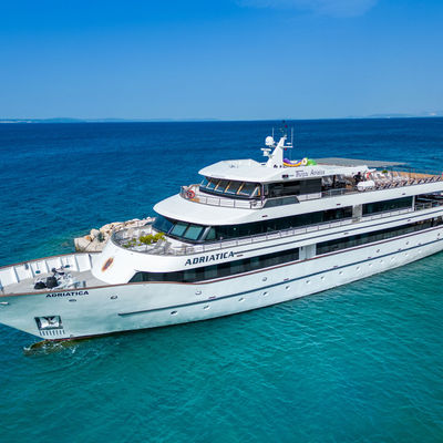 adriatica-cruise-ship-croatia-liveaboard