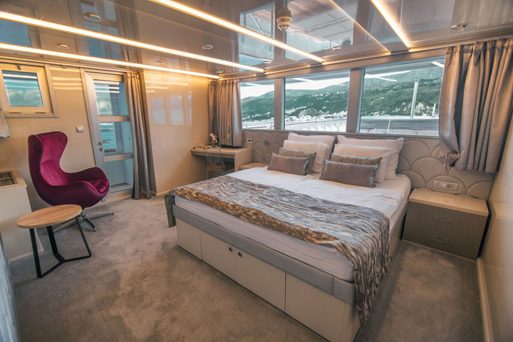 VIP Cabin