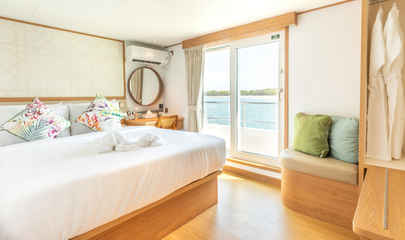 Upper Deck Cabin (303)