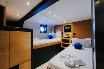 Executive Cabin B